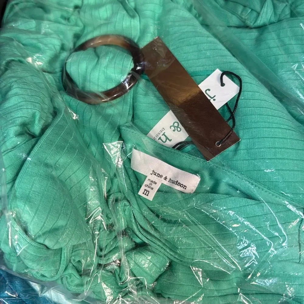 GREEN BELTED MAXY DRESS NEW WITH  THE TAGS - Picture 6 of 6